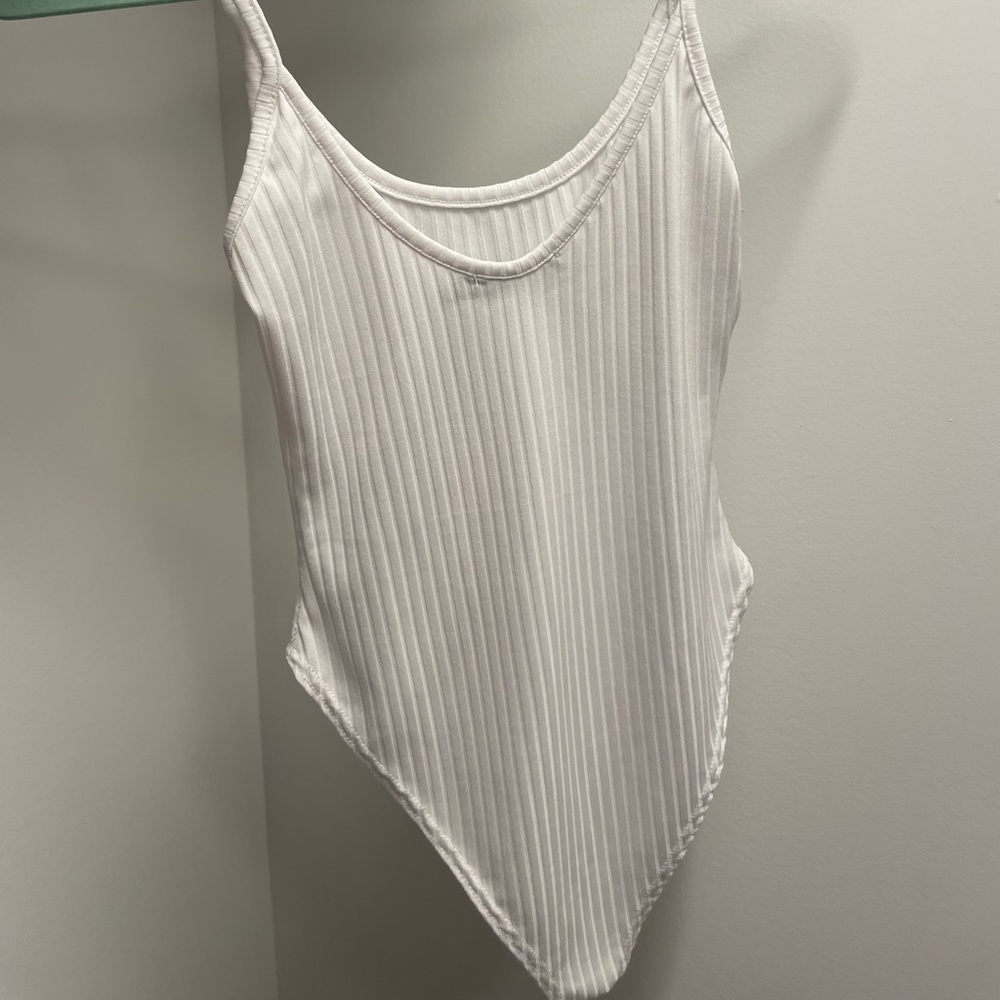 White basic bodysuit - Picture 2 of 2
